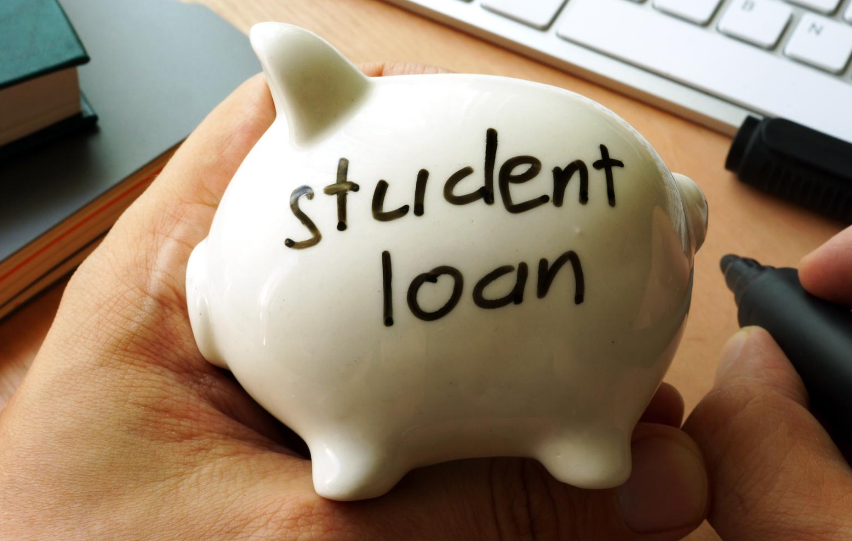 Ways to Avoid Taking Out Student Loans for College